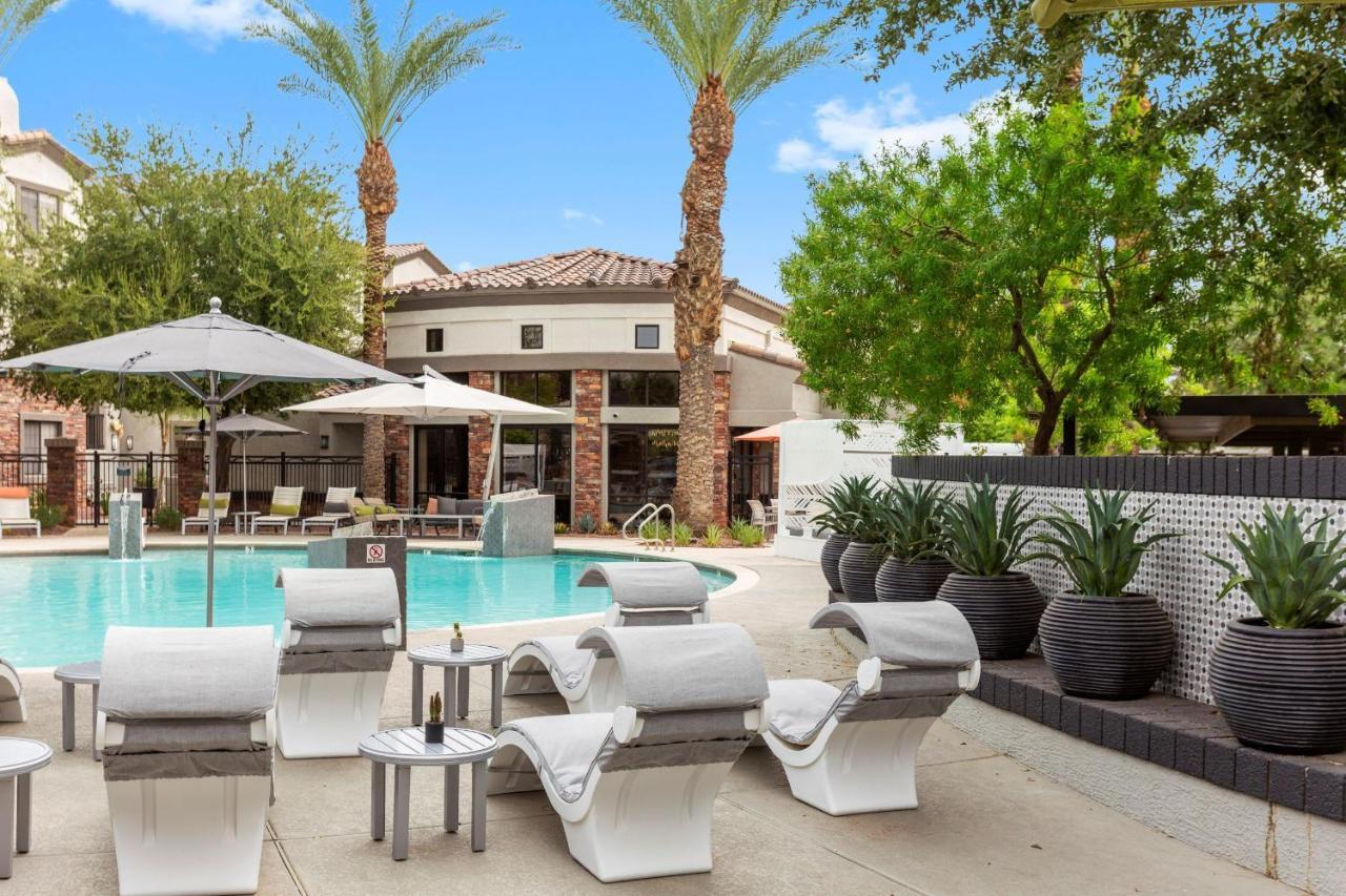 Cozysuites Glendale By The Stadium With Pool 05 Exterior foto